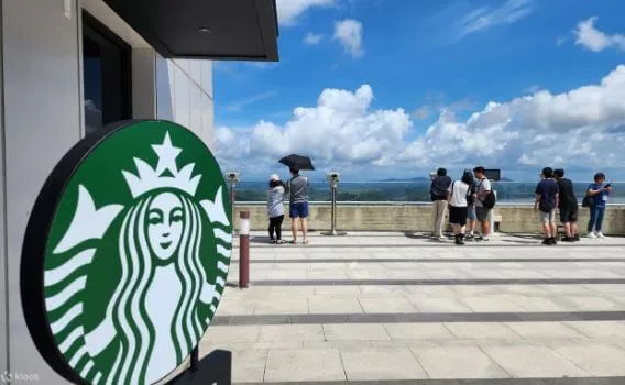 北朝鮮が見えるスタバ