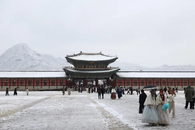 韓国旅行は12月はツアーがお得な理由